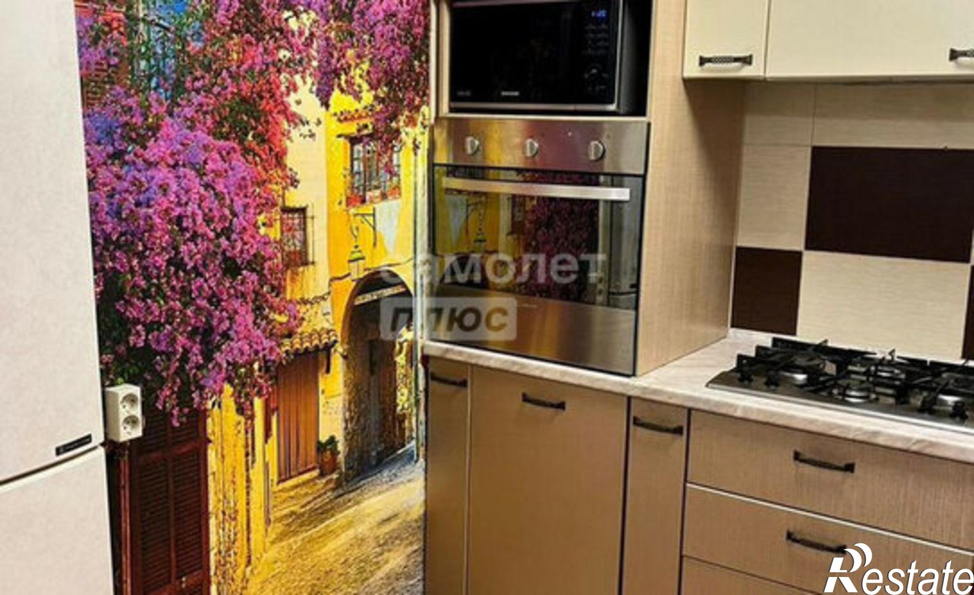 Купить квартиру за 6 100 000 рублей на Уральская улица, 1