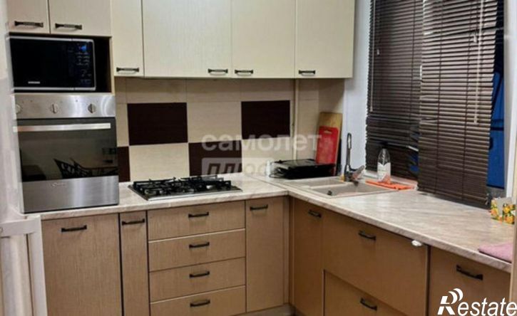 3-комн квартира Уральская улица, 1,  д. 1