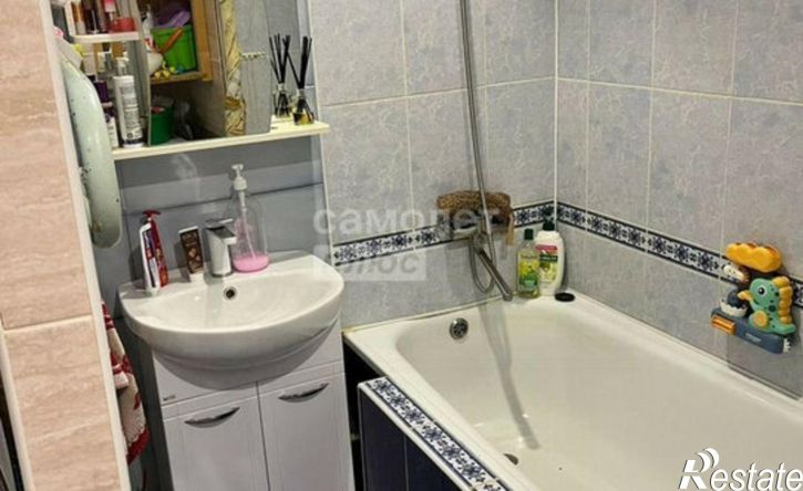 3-комн квартира Уральская улица, 1,  д. 1