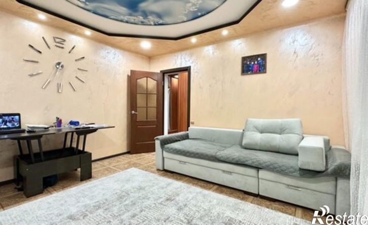 3-комн квартира Ильменская улица, 94,  д. 94