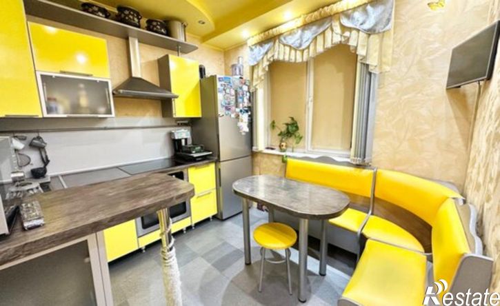 3-комн квартира Ильменская улица, 94,  д. 94