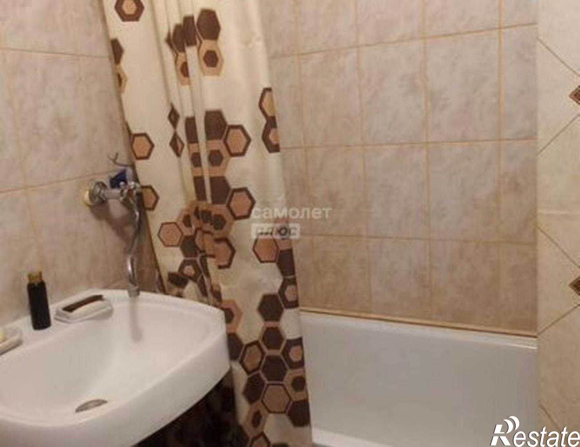 Купить квартиру за 4 200 000 рублей на бульвар Седова, 8