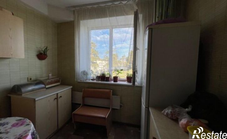 3-комн квартира ул Репина, 8,  д. 8