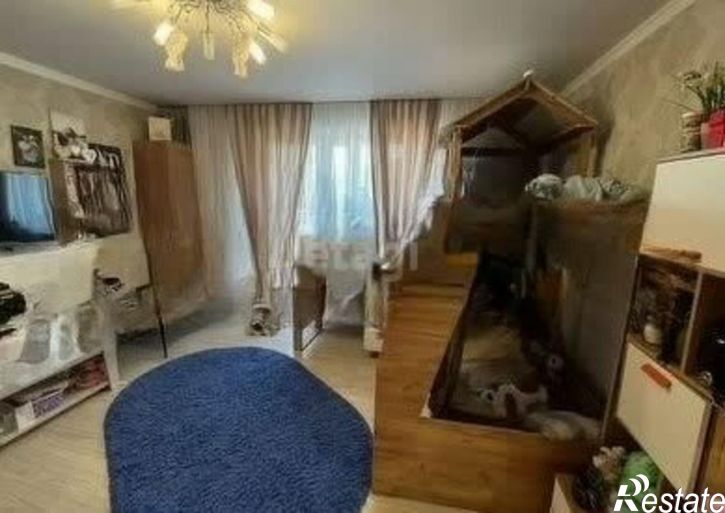 3-комн квартира ул Готвальда, 15,  д. 15