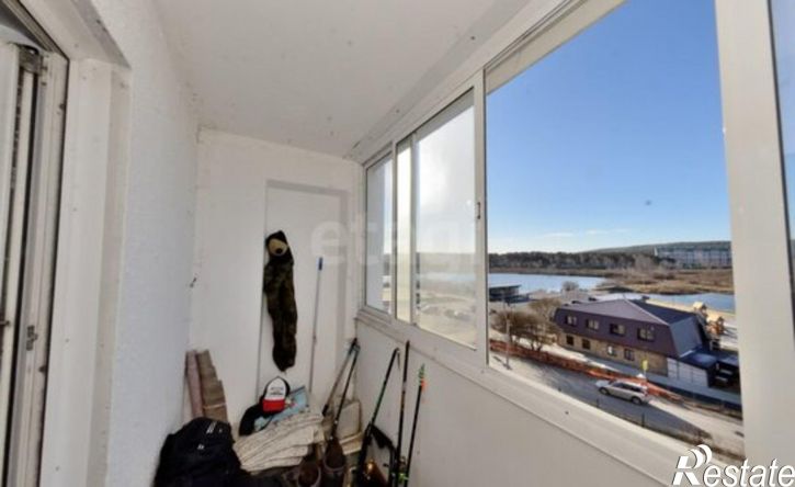 1-комн квартира ул Колесова, 1,  д. 1