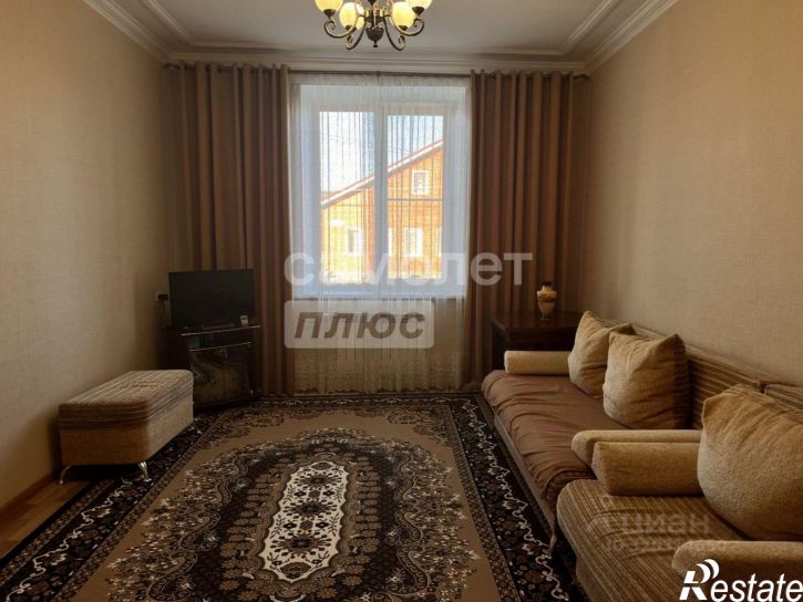 2-комн квартира улица Свиридова, 20,  д. 20