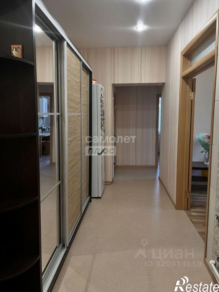 2-комн квартира улица Свиридова, 20,  д. 20