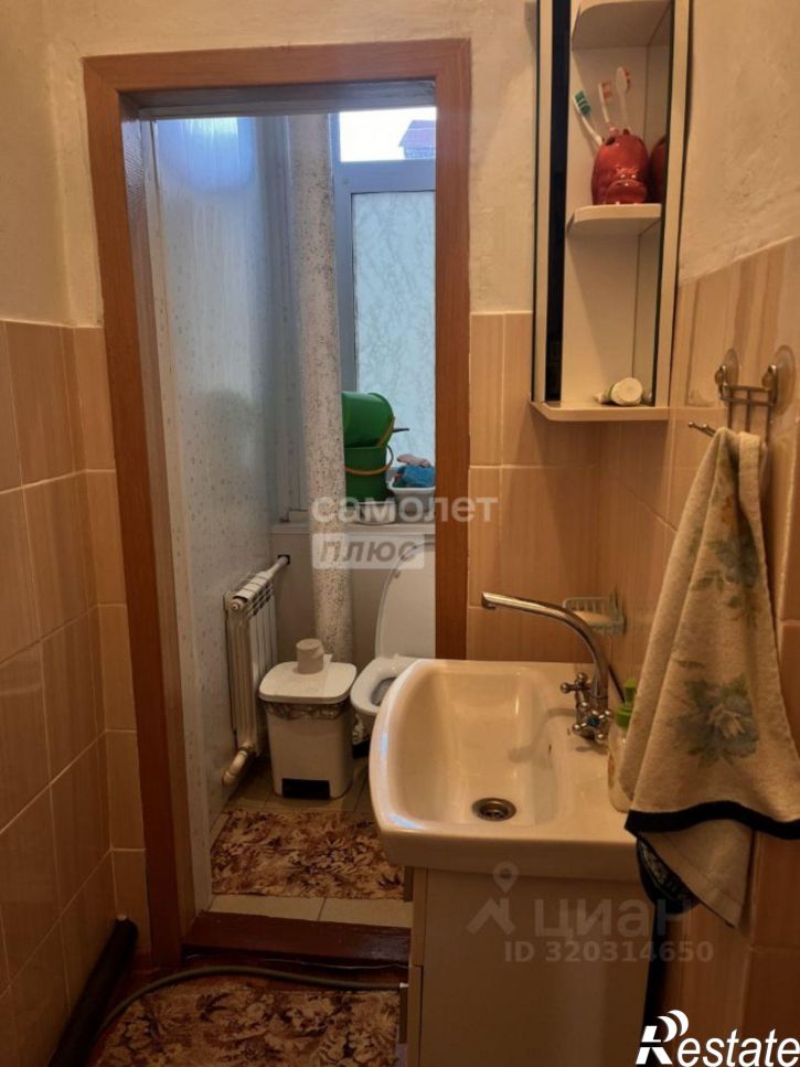 2-комн квартира улица Свиридова, 20,  д. 20