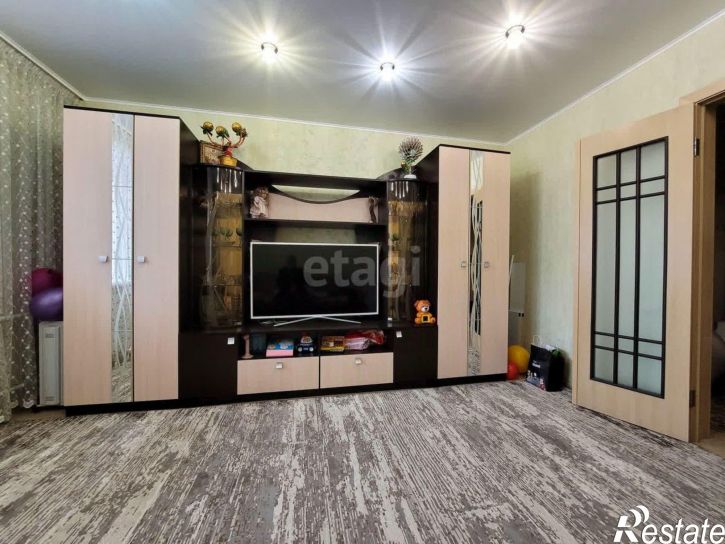 2-комн квартира улица 8 Июля, 22,  д. 22