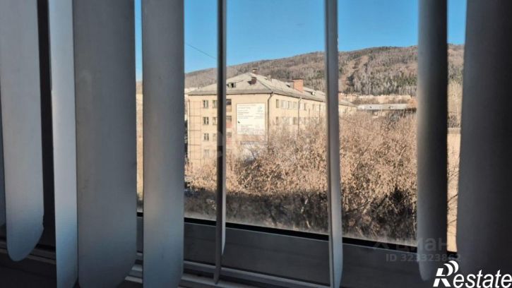 3-комн квартира улица 8 Марта, 197,  д. 197