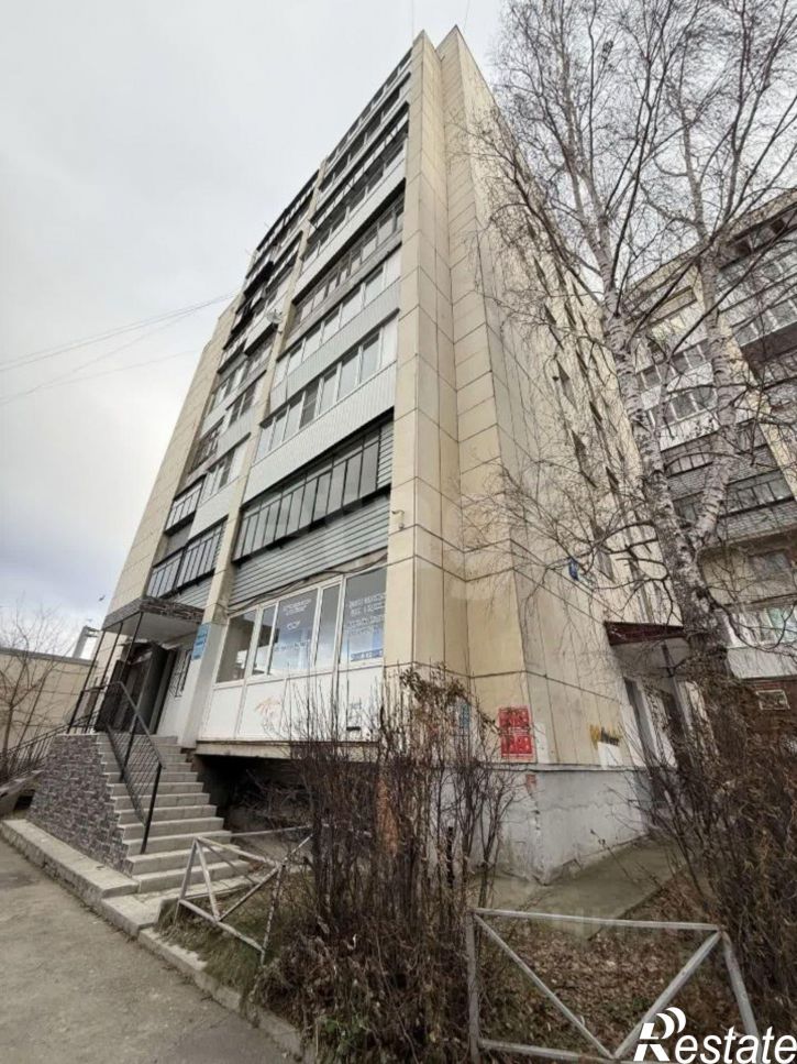 3-комн квартира улица 8 Марта, 150,  д. 150