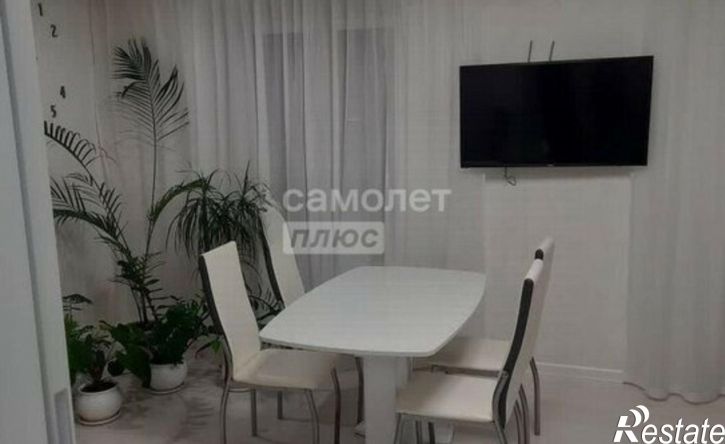 2-комн квартира улица 8 Июля, 22,  д. 22