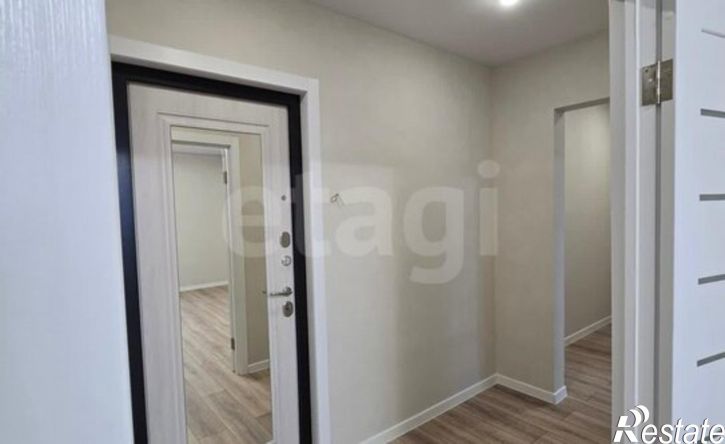 2-комн квартира улица 8 Марта, 108,  д. 108