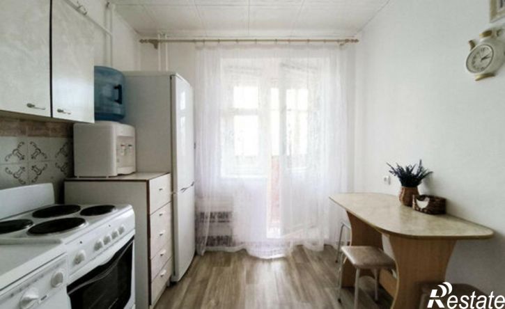 3-комн квартира ул Колесова, 9,  д. 9