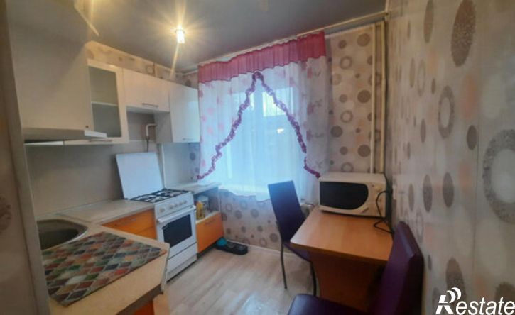 3-комн квартира улица Кирова, 93,  д. 93