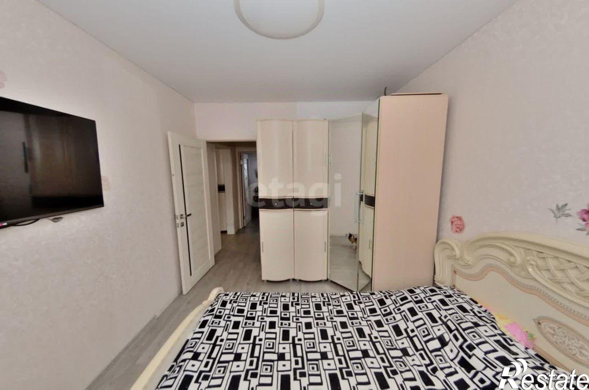 Купить квартиру за 6 000 000 рублей на Ильменская улица, 85