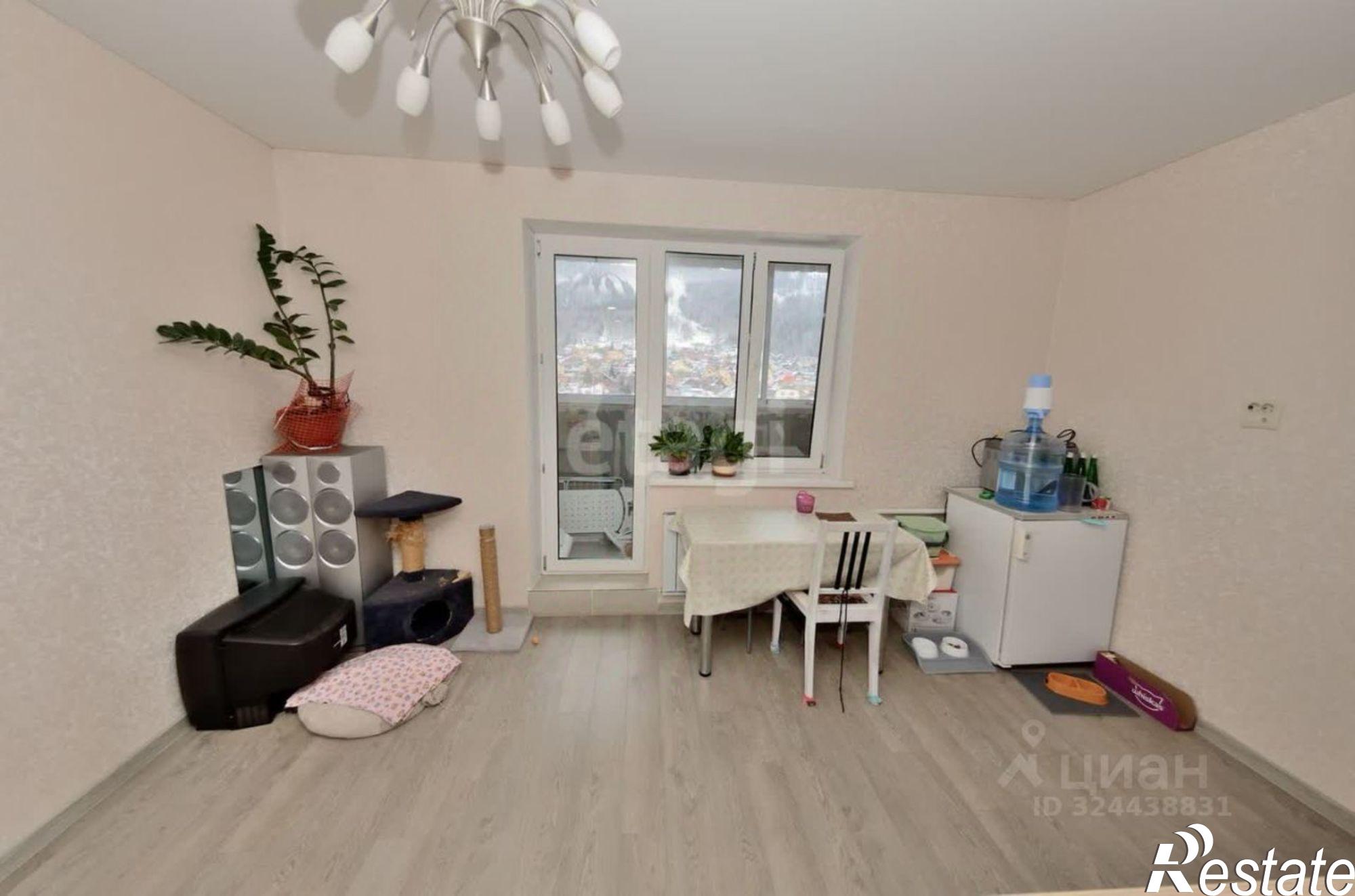 Купить квартиру за 6 000 000 рублей на Ильменская улица, 85