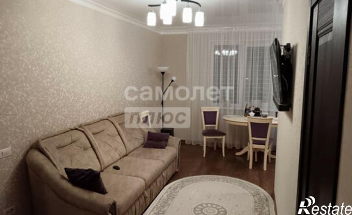 2-комн квартира улица 8 Марта, 147,  д. 147
