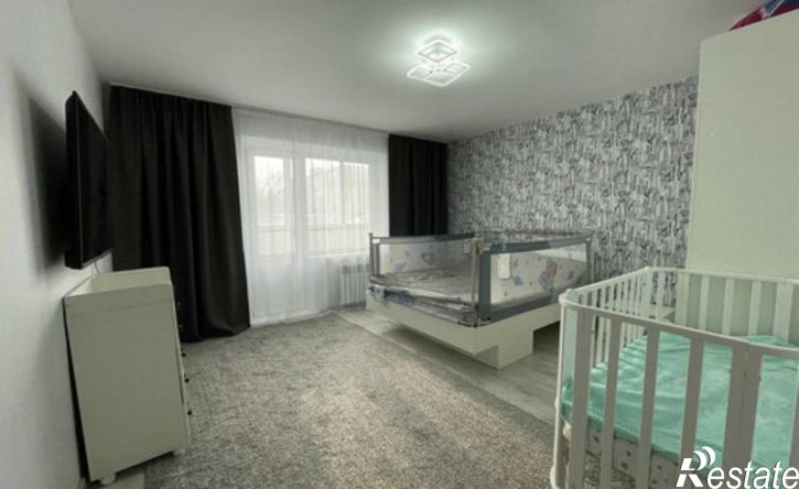 2-комн квартира улица Нахимова, 3,  д. 3
