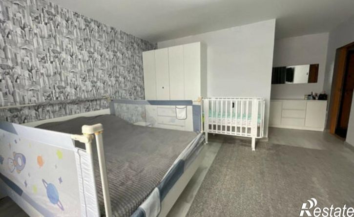 2-комн квартира улица Нахимова, 3,  д. 3