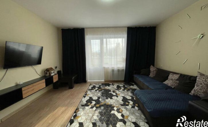 2-комн квартира улица Нахимова, 3,  д. 3