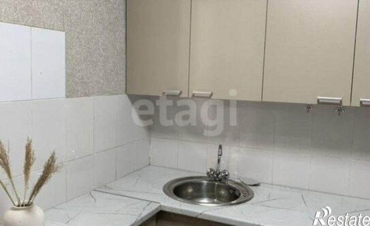 2-комн квартира ул 8 Марта, 177,  д. 177