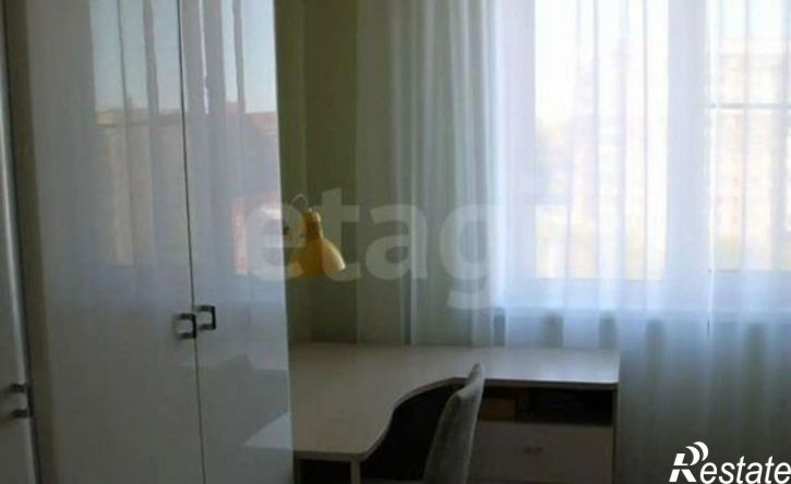 4-комн квартира ул Степана Разина, 8,  д. 8
