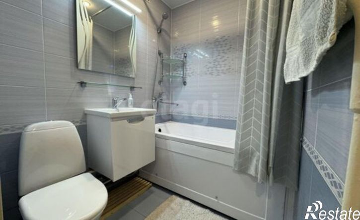 2-комн квартира улица 8 Марта, 171,  д. 171