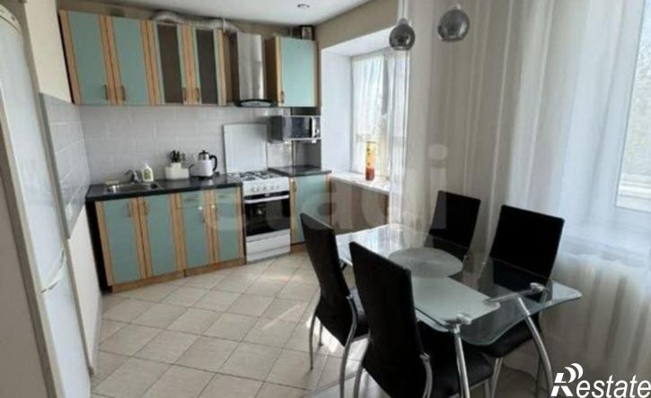 2-комн квартира улица 8 Марта, 171,  д. 171