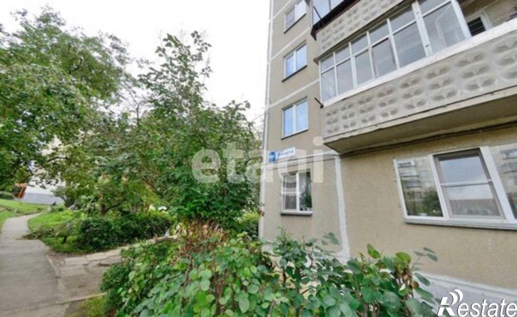 2-комн квартира улица 8 Марта, 144,  д. 144