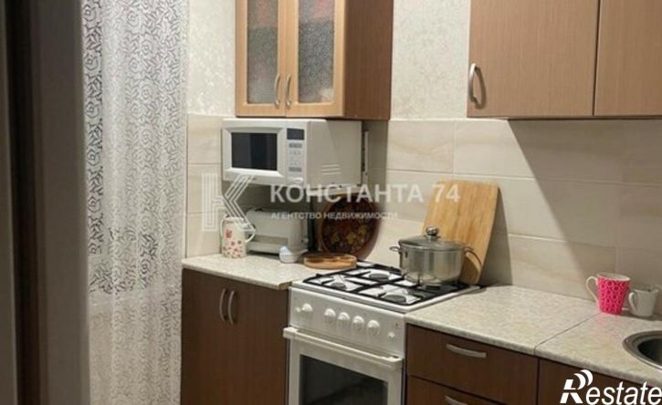 3-комн квартира улица Циолковского, 8,  д. 8