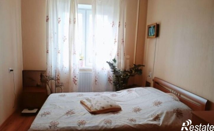 2-комн квартира улица Колесова, 15,  д. 15