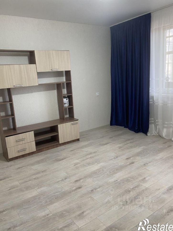 2-комн квартира проспект Октября, 48,  д. 48