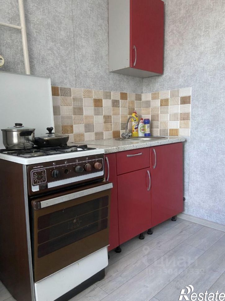 2-комн квартира проспект Октября, 48,  д. 48