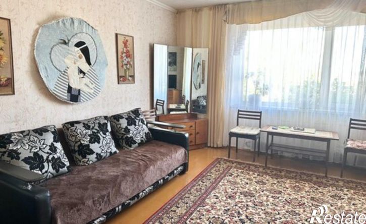 2-комн квартира улица Павших Борцов, 4,  д. 4