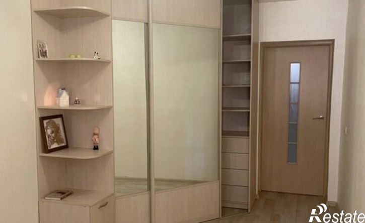 3-комн квартира улица Циолковского, 8,  д. 8