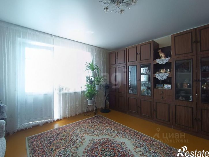 2-комн квартира ул 8 Марта, 144,  д. 144