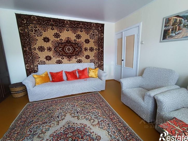 2-комн квартира ул 8 Марта, 144,  д. 144