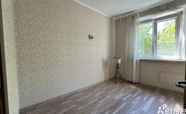 4-комн квартира улица Академика Павлова, 33,  д. 33