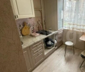 4-комн, 61кв м, этаж 2/5 улица Попова, 3