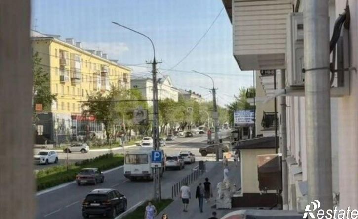 3-комн квартира пр-кт Автозаводцев, 32,  д. 32