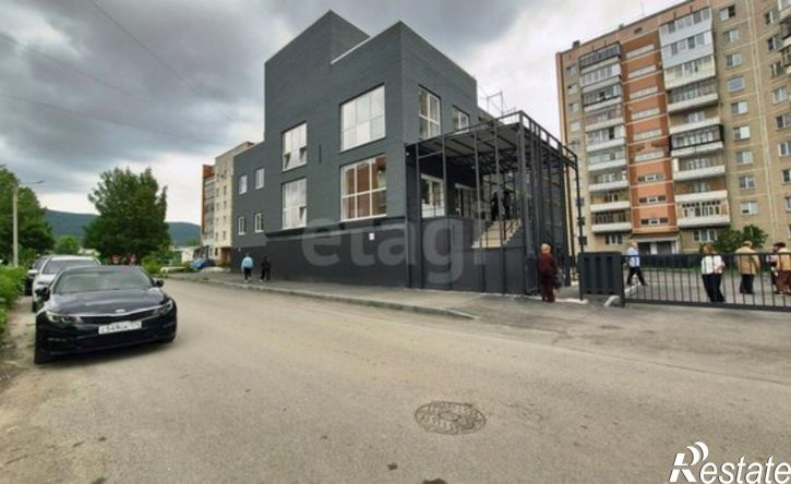 2-комн квартира Набережная улица, 35,  д. 35
