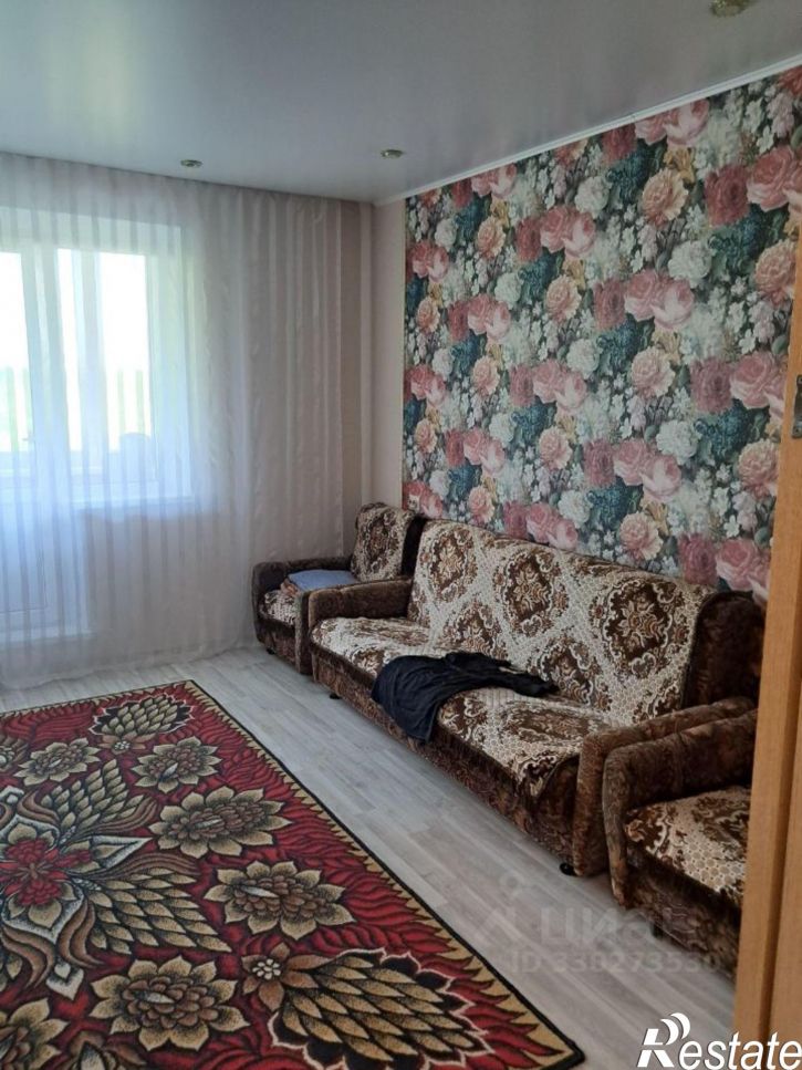 2-комн квартира улица Павших Борцов, 4,  д. 4