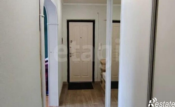4-комн квартира улица 8 Марта, 128,  д. 128