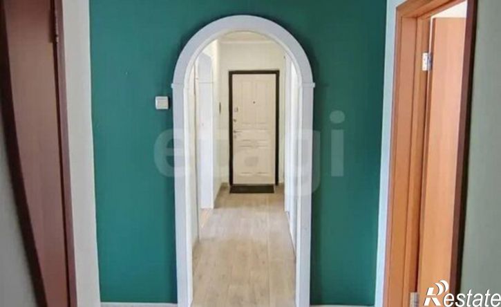 4-комн квартира улица 8 Марта, 128,  д. 128
