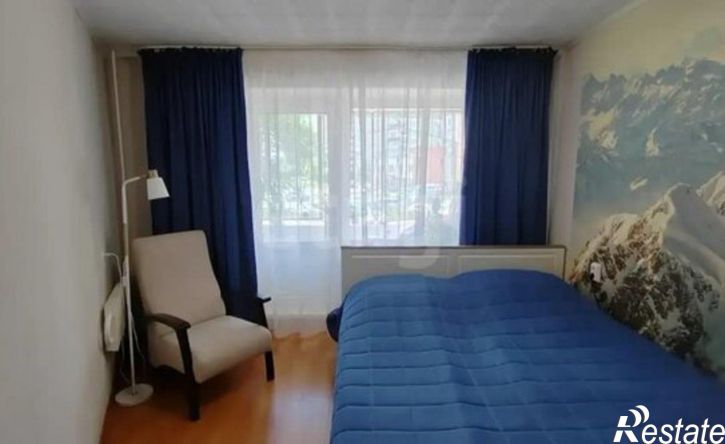 4-комн квартира улица 8 Марта, 128,  д. 128