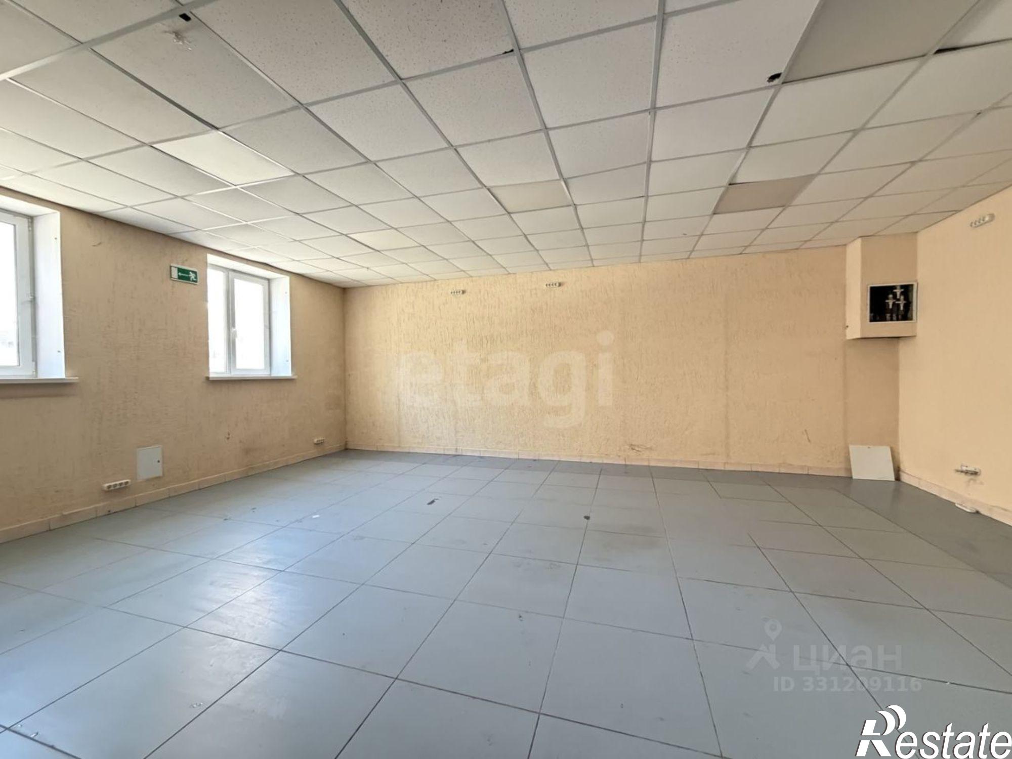 Купить торговое помещение за 6 491 820 рублей на Орловская улица, 22