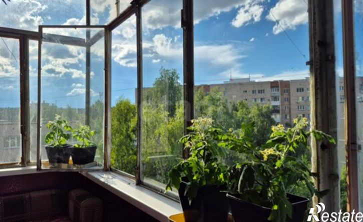 3-комн квартира проспект Октября, 53,  д. 53