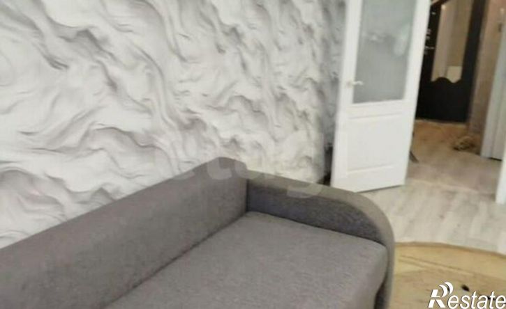 2-комн квартира улица 8 Марта, 161,  д. 161