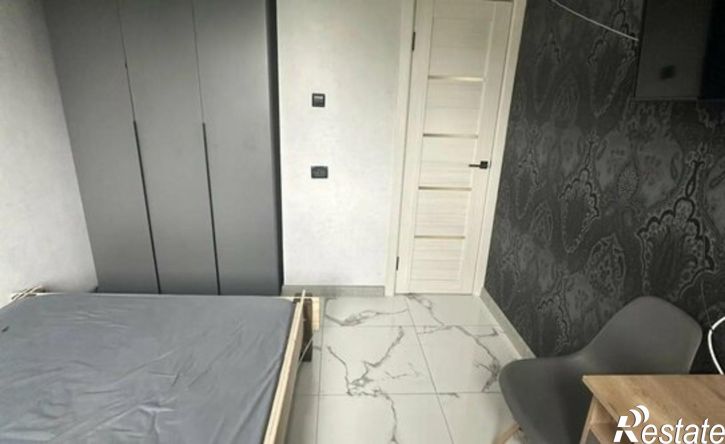 2-комн квартира улица Нахимова, 3,  д. 3